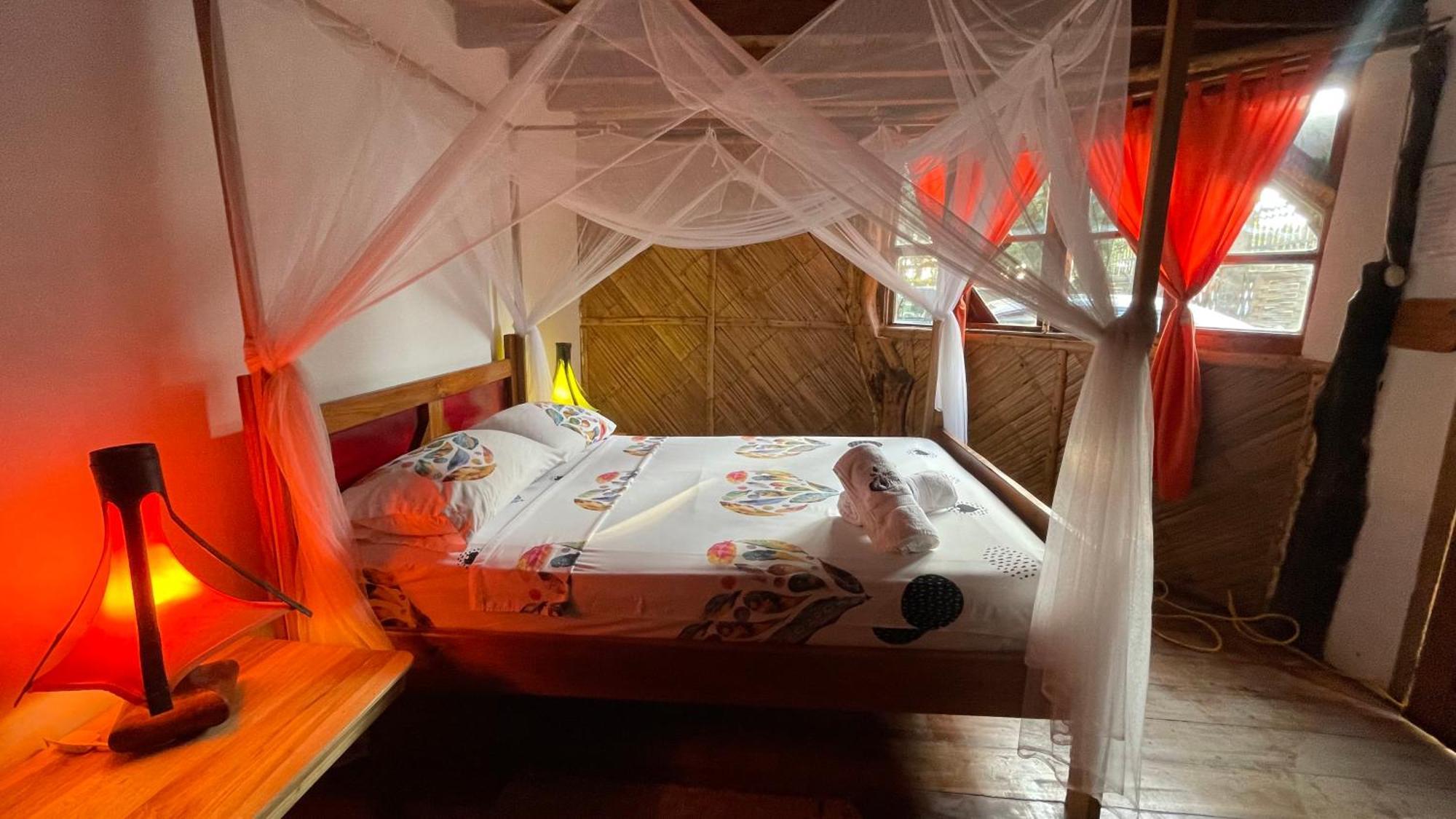 Hostal Olmito Canoa Buitenkant foto